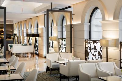 Halkin Bar