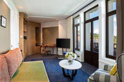 Belle Epoque Suite