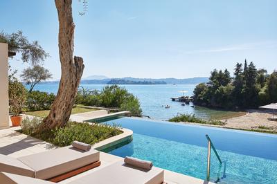 Beachfront Villa Private Pool