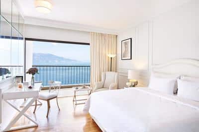 Panoramic Guestroom Sea View
