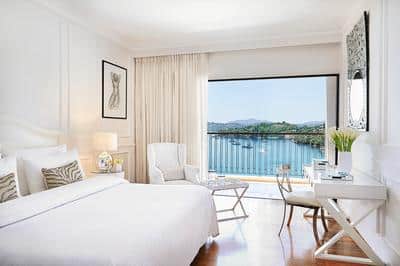 Deluxe Guestroom Sea View