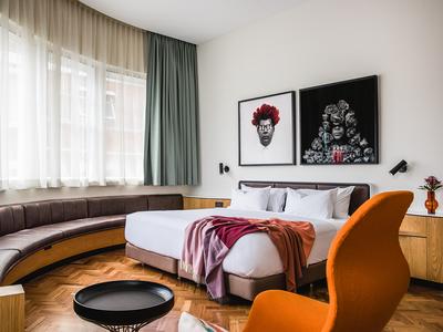 Clare Suite