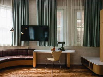 Clare Suite