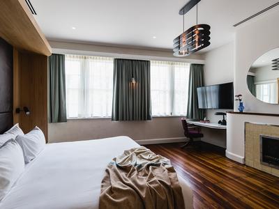 Abercrombie Room