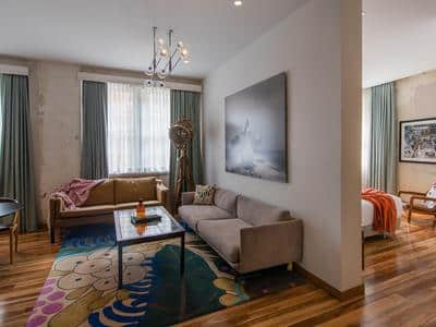 Mary O' Suite