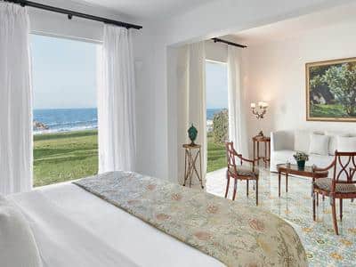 4 Bedroom Beach Villa Seafront