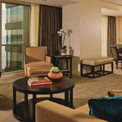 Four Seasons Hotel Seattle image