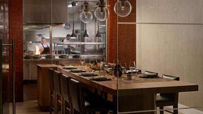 EDGE Restaurant & Bar
