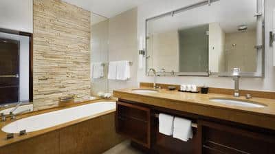 Four Seasons Executive Suite