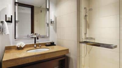 Four Seasons Executive Suite