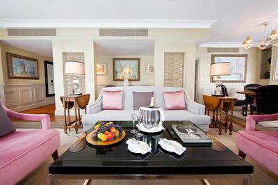 St James Suite