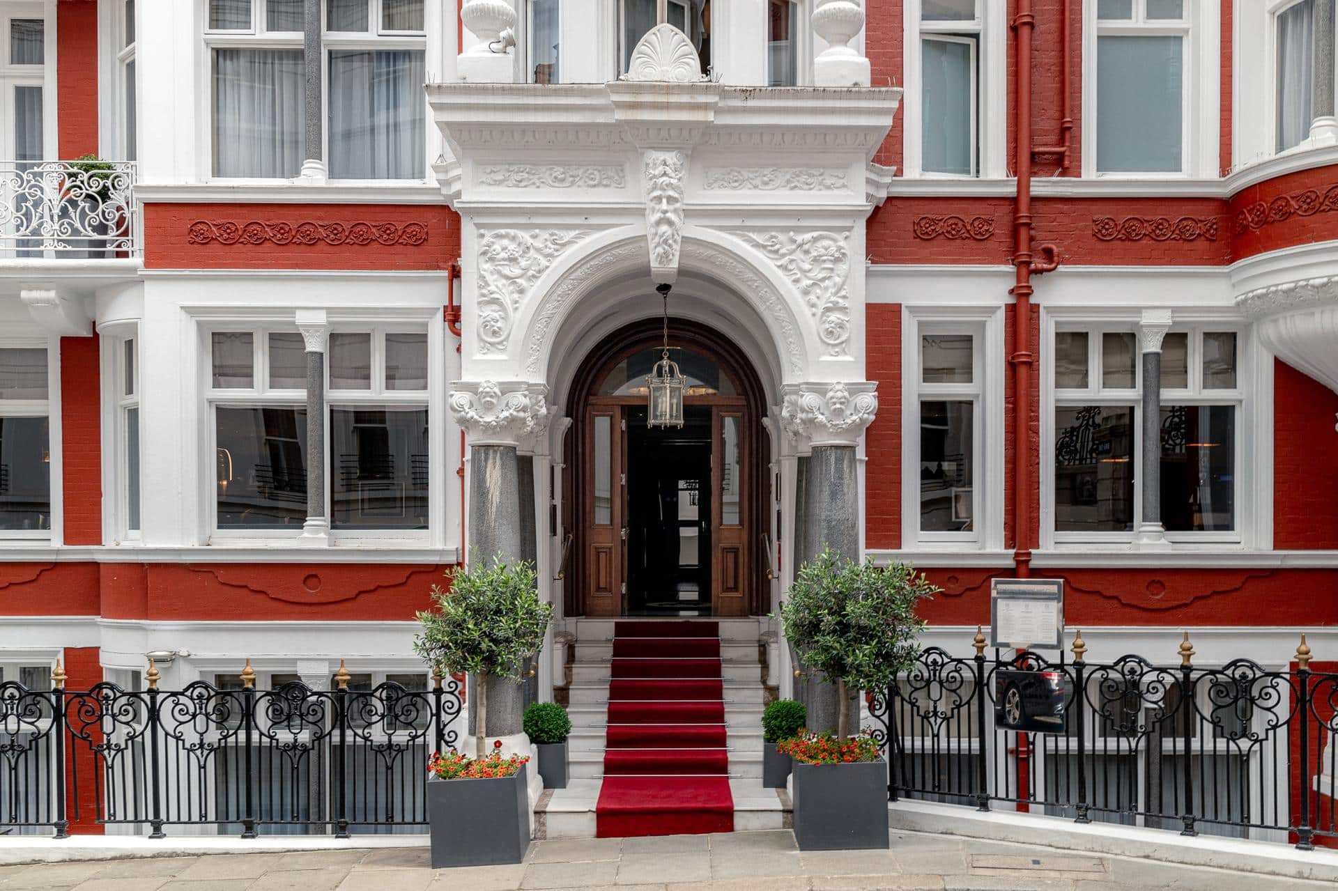 St James Hotel and Club