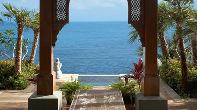 Island Residence Villa With Pool