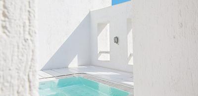 Luxury Bungalow, with Private Jacuzzi