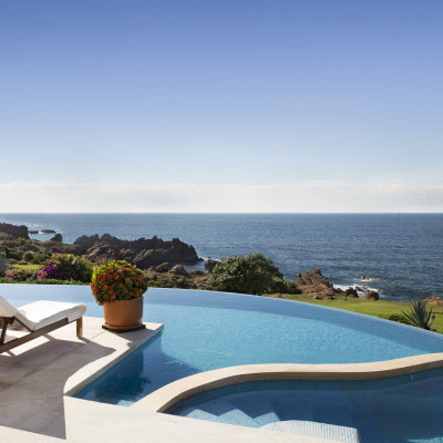 Cielo Oceanfront Villa - Five Bedrooms