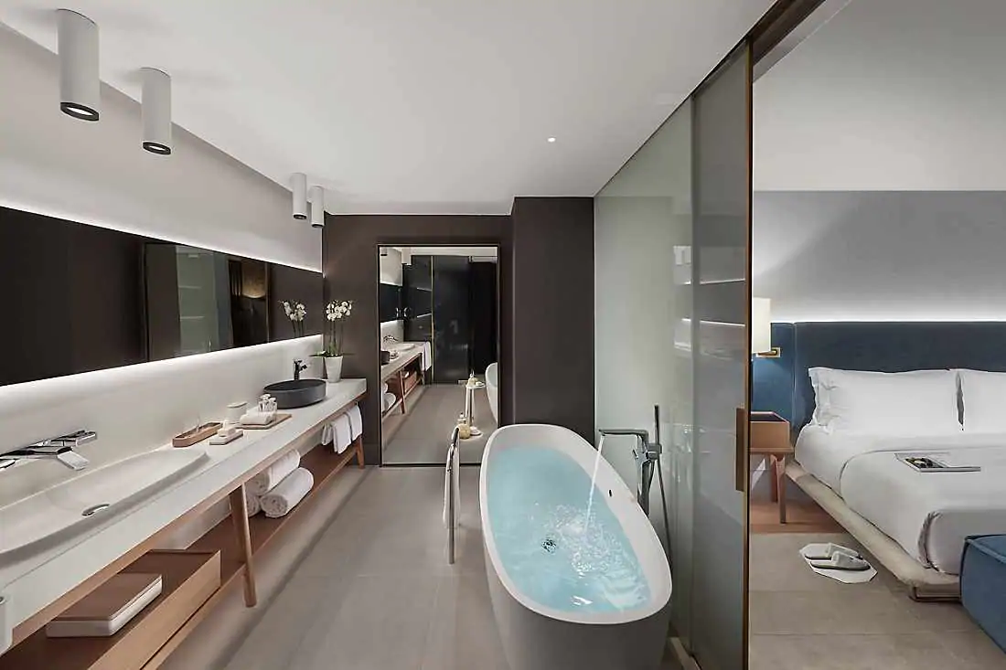 Mandarin Junior Suite