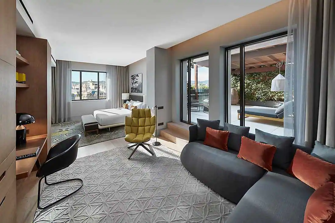 Penthouse Suite