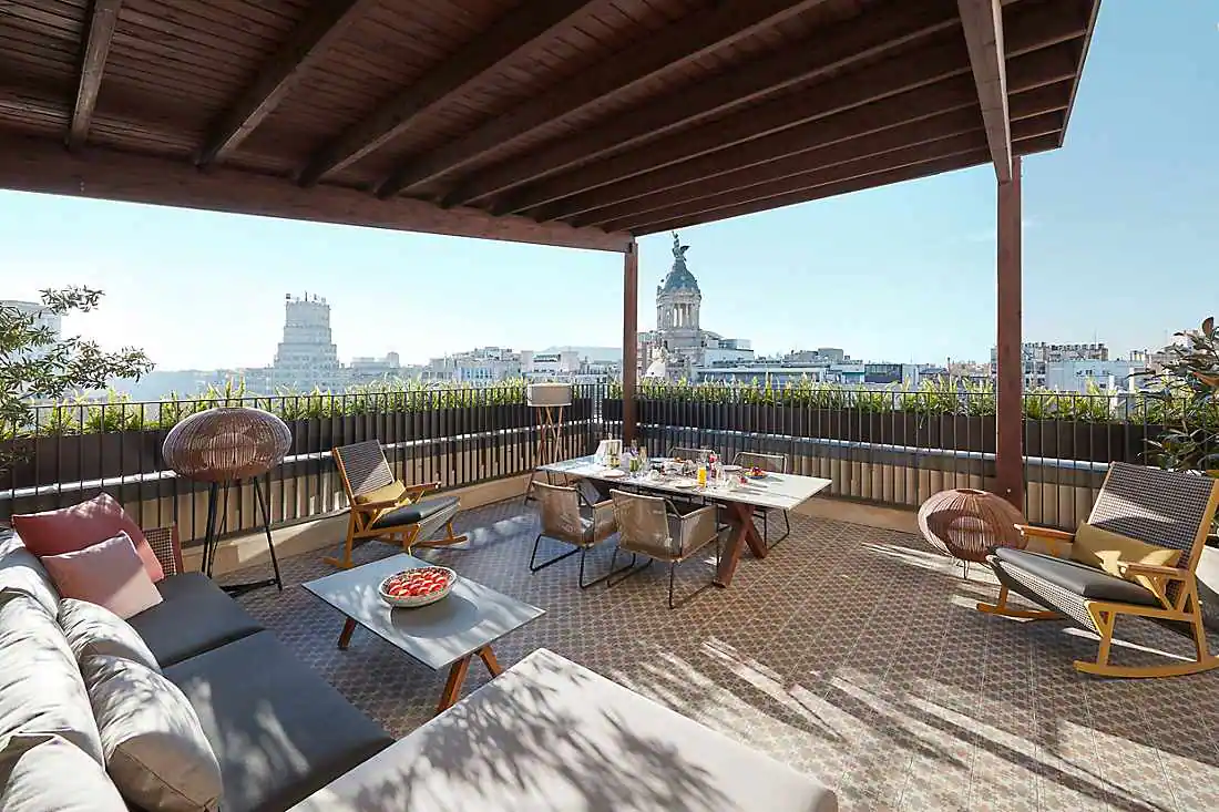 Penthouse Suite