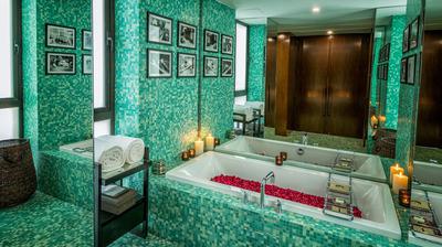 Signature Terrace Room