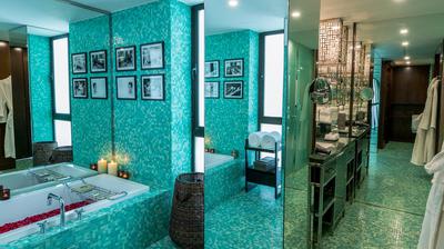 Signature Terrace Suite