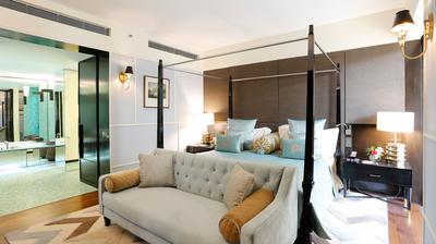 Signature Terrace Suite