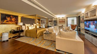 Sultan Suite