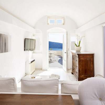 Canaves Oia Suites image