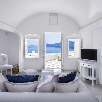 Canaves Oia Suites image