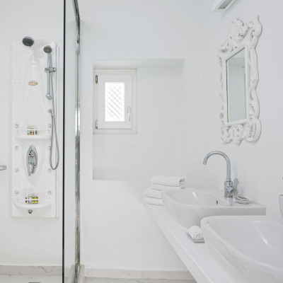 Canaves Oia Suites image