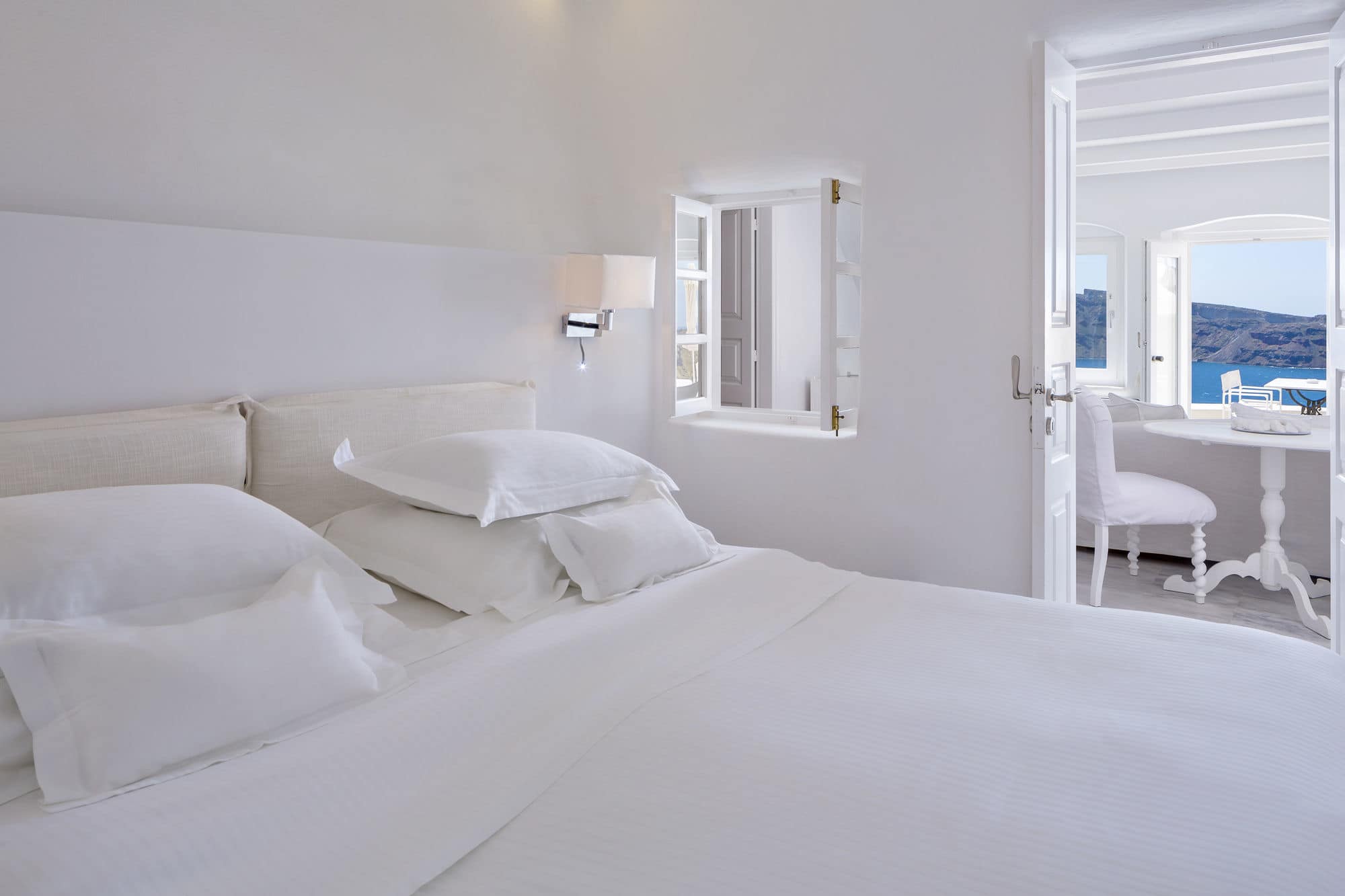 Canaves Oia Suites