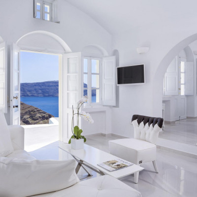 Canaves Oia Suites image