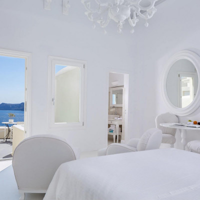 Canaves Oia Suites image