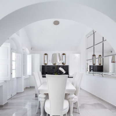 Canaves Oia Suites image