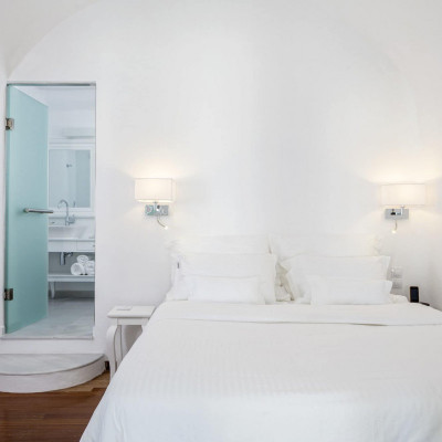 Canaves Oia Suites image