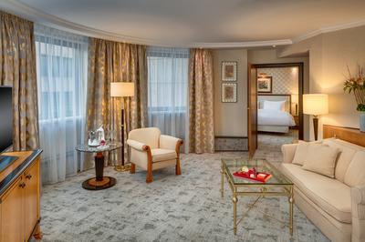 Parlour Suite