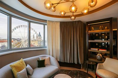 Presidential Suite