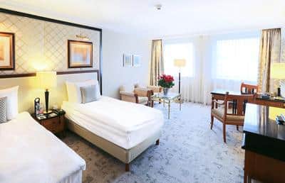 Premium Deluxe Twin Room