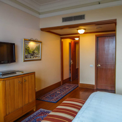 Wildflower Hall image