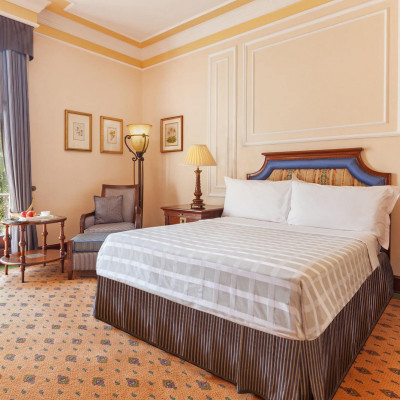The Oberoi Grand, Kolkata image