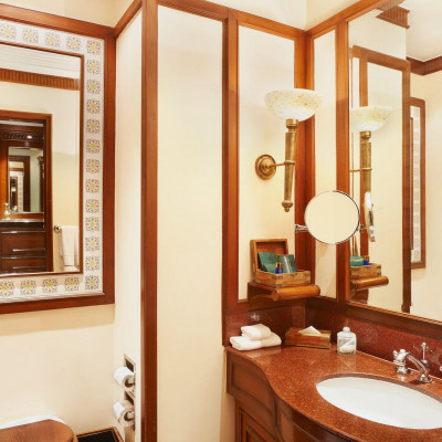 The Oberoi Grand, Kolkata image