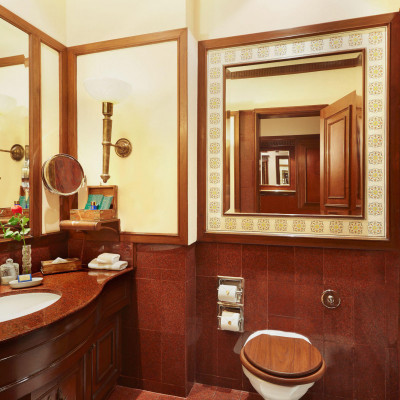 The Oberoi Grand, Kolkata image