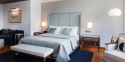 Luxury Suite