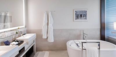 The Oberoi Suite