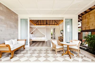 Pool Suite