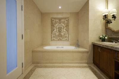 Maybourne Suite