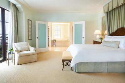 Hollywood Suite