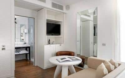 Double Deluxe Room