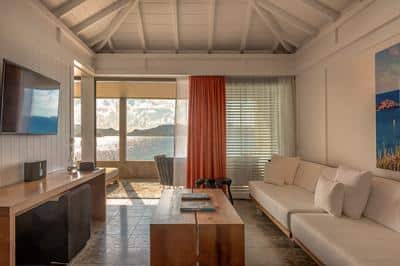 Ocean Panoramic Suite