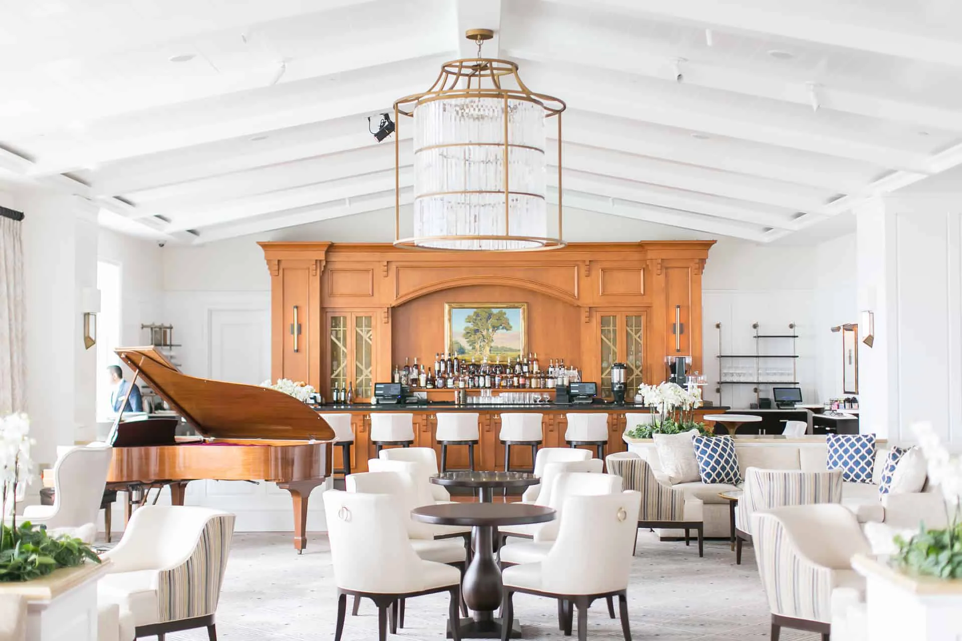 Lounge Bar