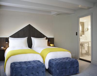 Generous Room